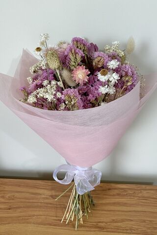 Pink Daisy Bouquet